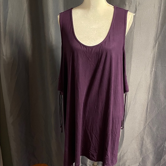 Torrid Deep Purple Cold Shoulder Top - Picture 1 of 7